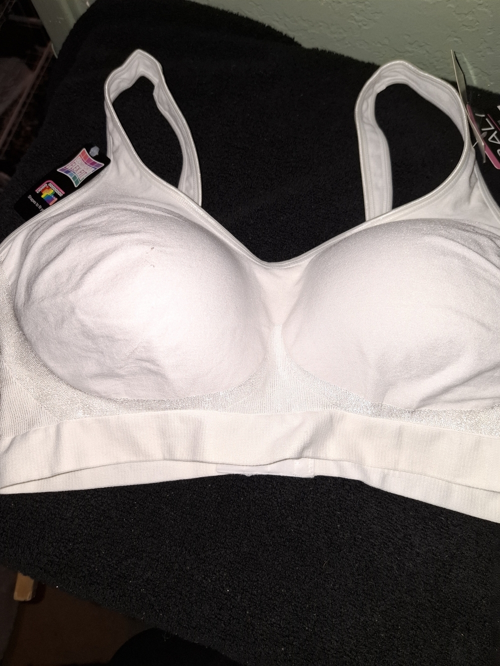 Bali Seamless Wireless Light Support Bra - White